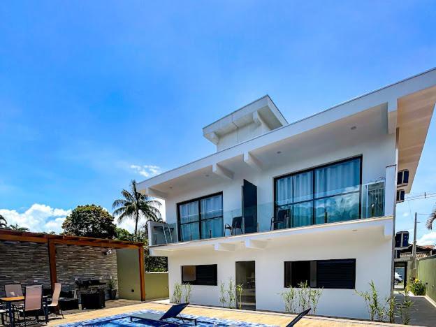 Home Aguas Da Barra Ilhabela Kültér fotó